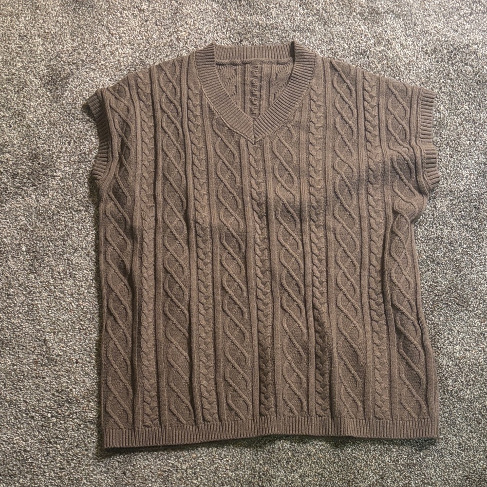 SHEIN Men's V-Neck Brown Sweater Vest